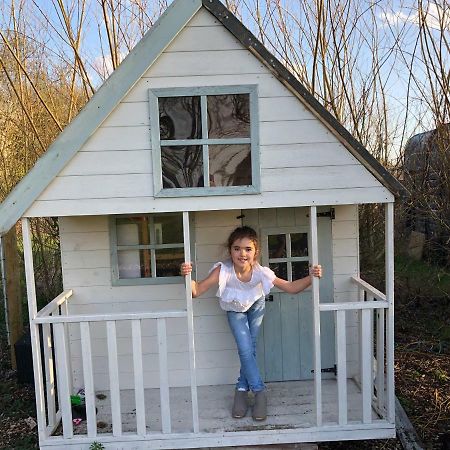 Willow Court Farm Studio East & Petting Farm, 8 Mins To Legoland & Windsor, 15 Mins To Lapland Uk Екстер'єр фото