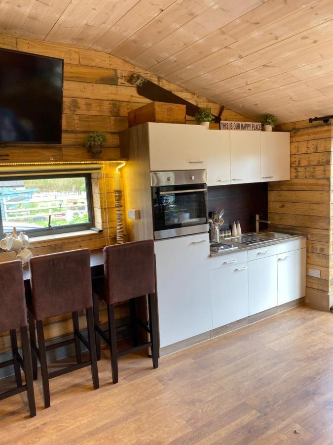 Willow Court Farm Studio East & Petting Farm, 8 Mins To Legoland & Windsor, 15 Mins To Lapland Uk Екстер'єр фото