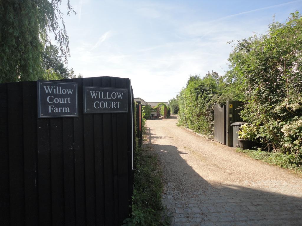 Willow Court Farm Studio East & Petting Farm, 8 Mins To Legoland & Windsor, 15 Mins To Lapland Uk Екстер'єр фото